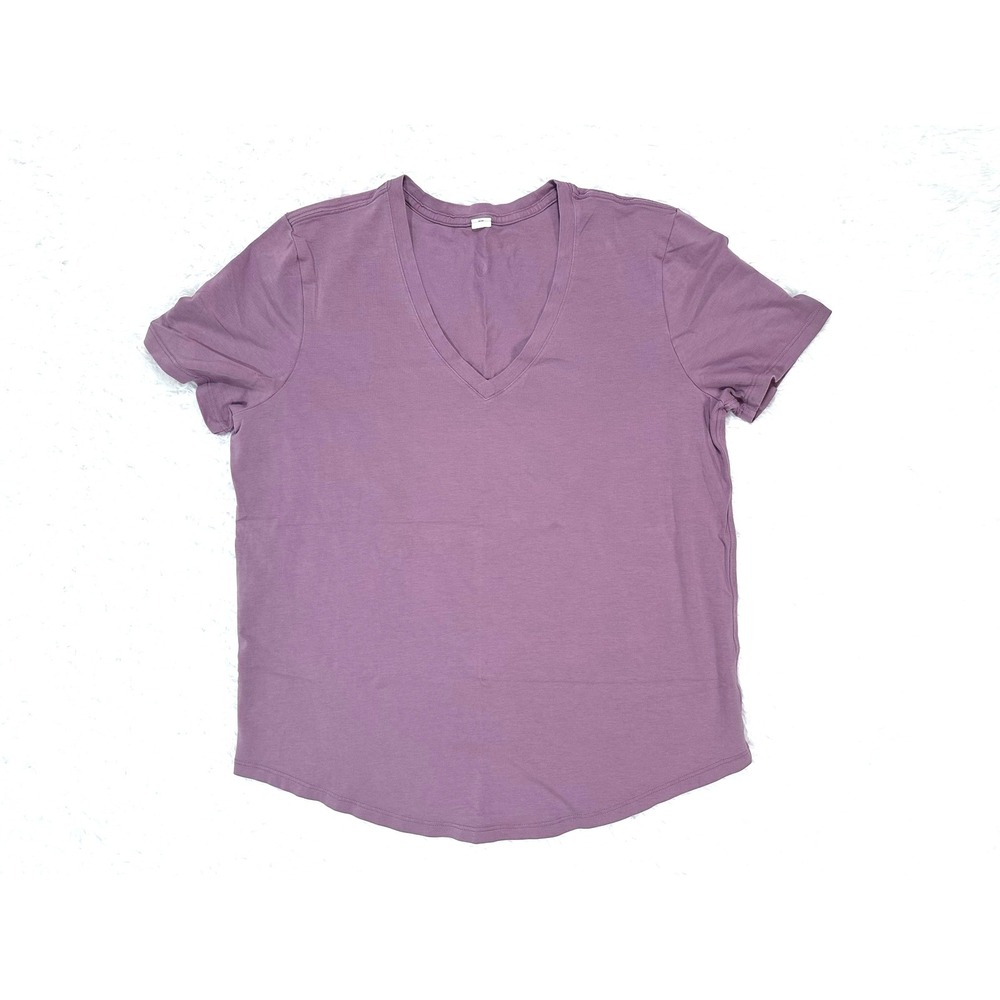 Lululemon Love Tee V Neck Short Sleeve *Lavender Lux size 8/10